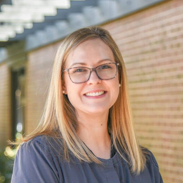 Lauren-dental-hygienist Lauren dental hygienist stewart dental group photo